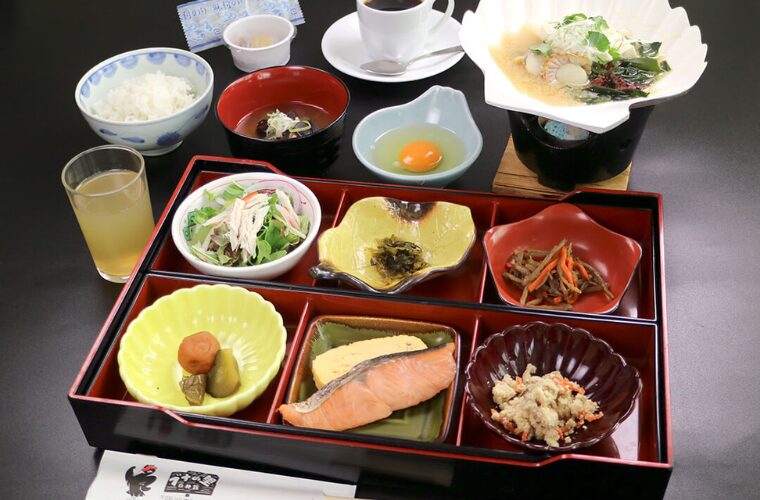 朝食