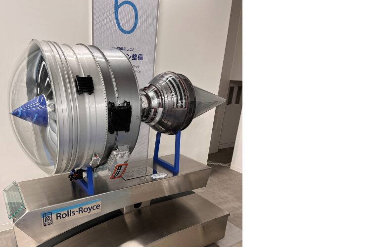 ANA・展示室・エンジン